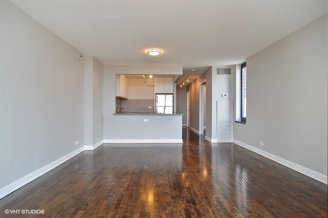 Foto del edificio - 3660 N Lake Shore Dr