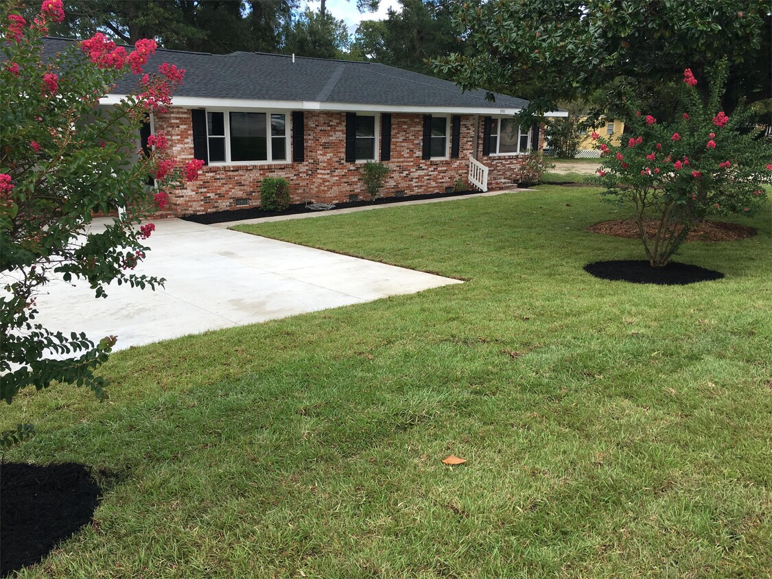 Foto principal - 3912 Socastee Blvd