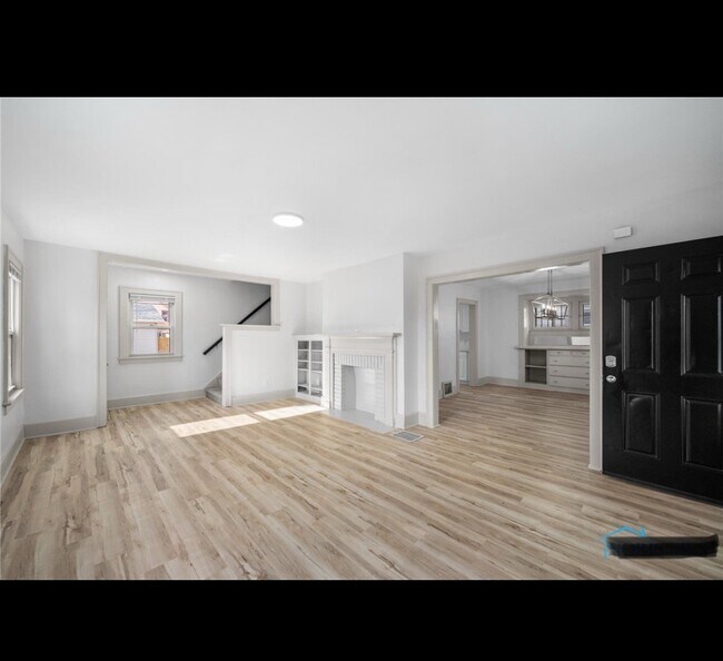 Sala de estar - 476 Shasta Dr