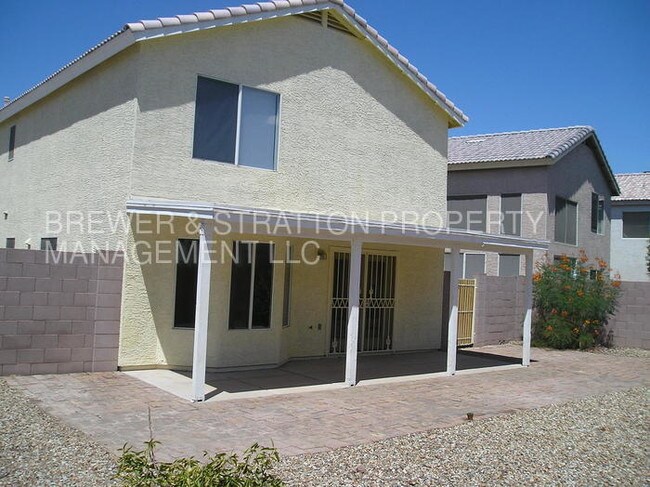 Foto del edificio - 3719 E Inverness Ave