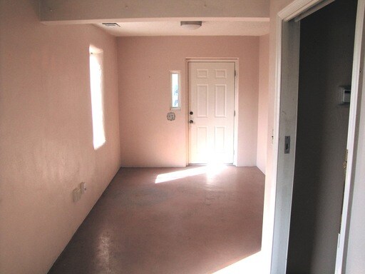 Building Photo - 3824 Corrales Rd