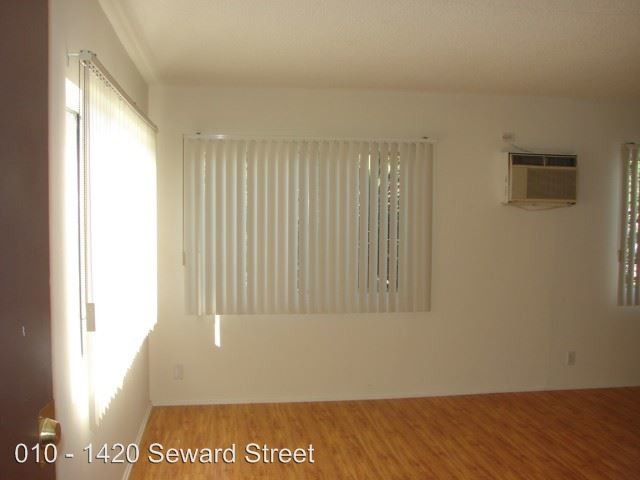 Building Photo - 1420 Seward St