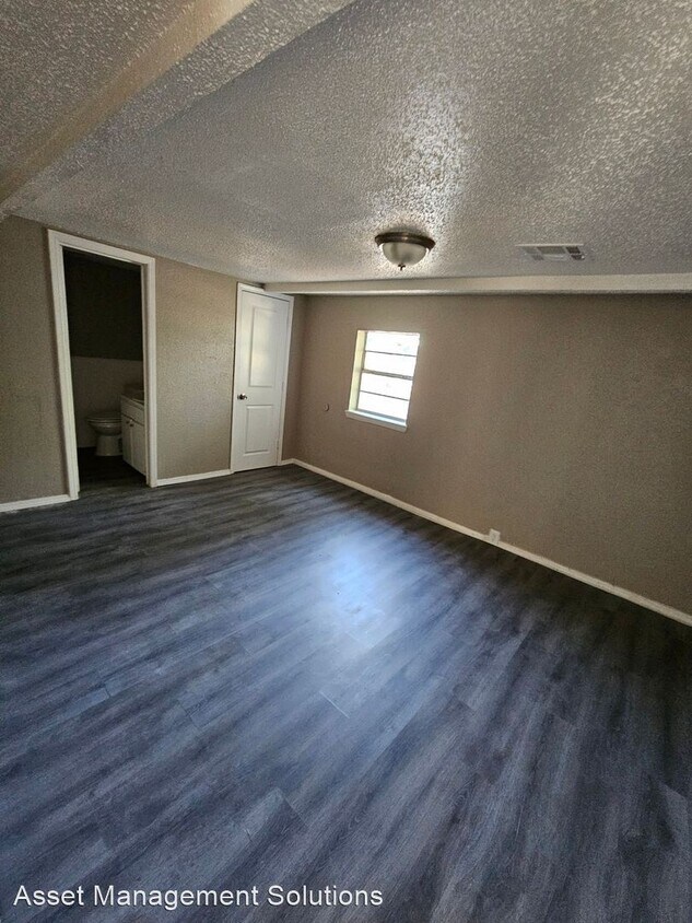 Primary Photo - 3 br, 2 bath House - 724 Llyod Ave