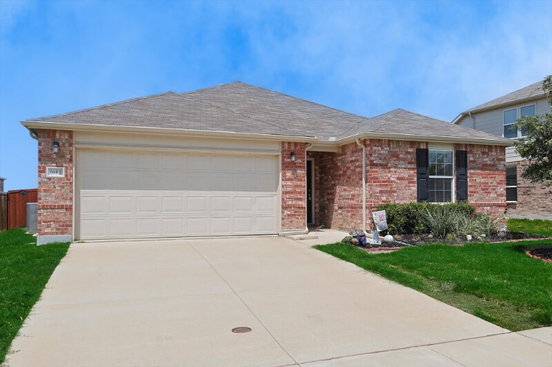 Primary Photo - 1613 Waggoner Dr