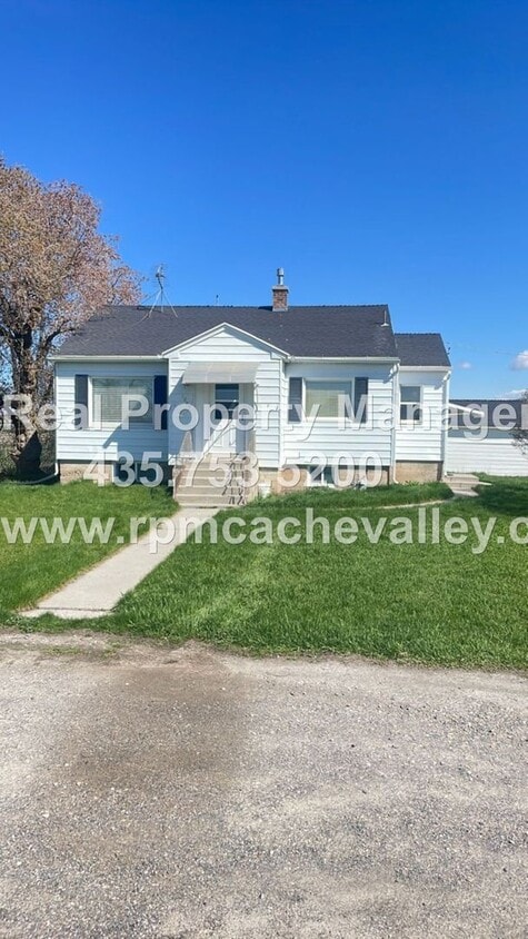 Primary Photo - Lovely 4 br home in Cove, Ut.