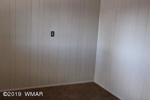 Building Photo - 1691 W White Mountain Blvd