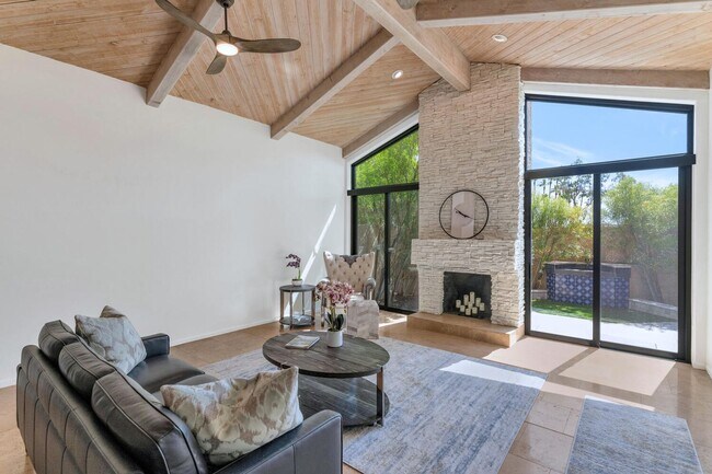 Foto del edificio - Rates Vary: $5,495 - $7,995