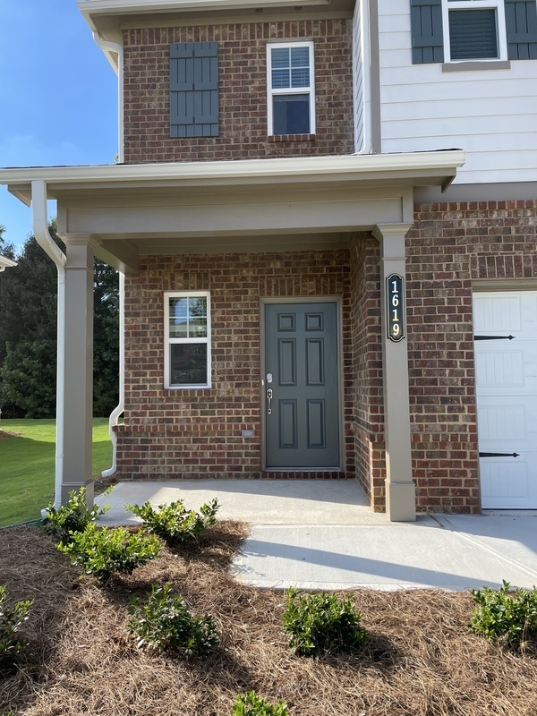Building Photo - 1619 Hay Patch Ln