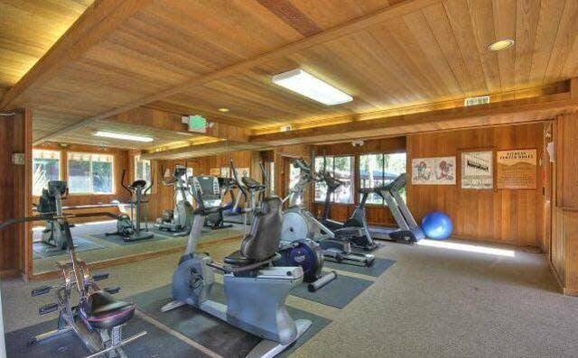 Foto del edificio - 923 Catkin Ct