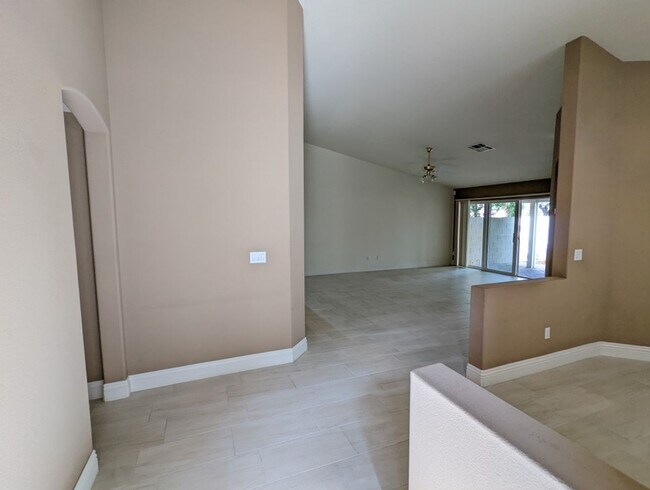 Foto del edificio - 10216 Birch Bluff Ln