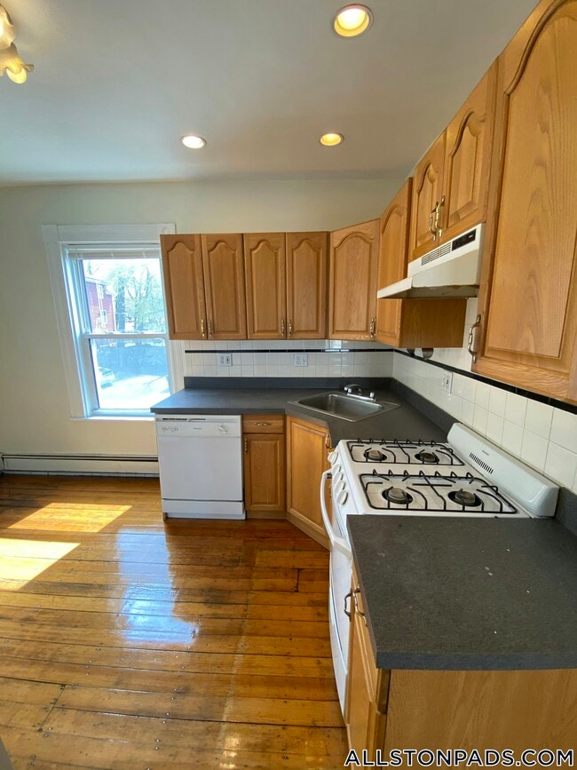 Foto del edificio - 25 Everett St