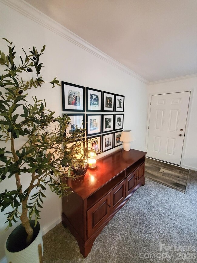 Building Photo - 118 Vly Spgs Dr