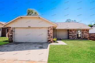 Building Photo - 216 Oak Tree Dr