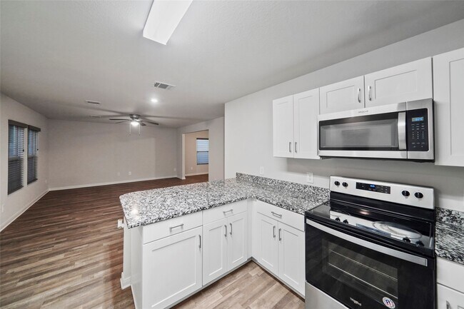 Foto del edificio - 15536 Briar Forest Dr