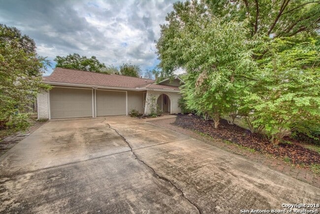 Foto del edificio - Newly Renovated NE San Antonio 3 bedroom home in established neighborhood-You do not want to miss...