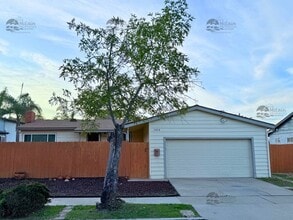 Building Photo - 5454 Hewlett Dr