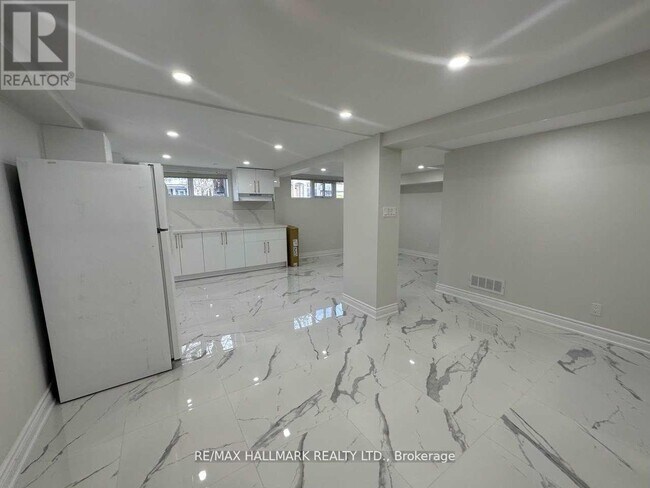 Photo du bâtiment - 198 Maxome Ave