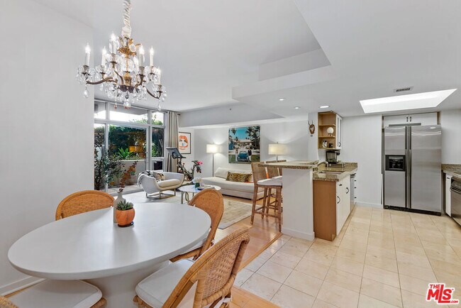 Foto del edificio - 13700 Marina Pointe Dr
