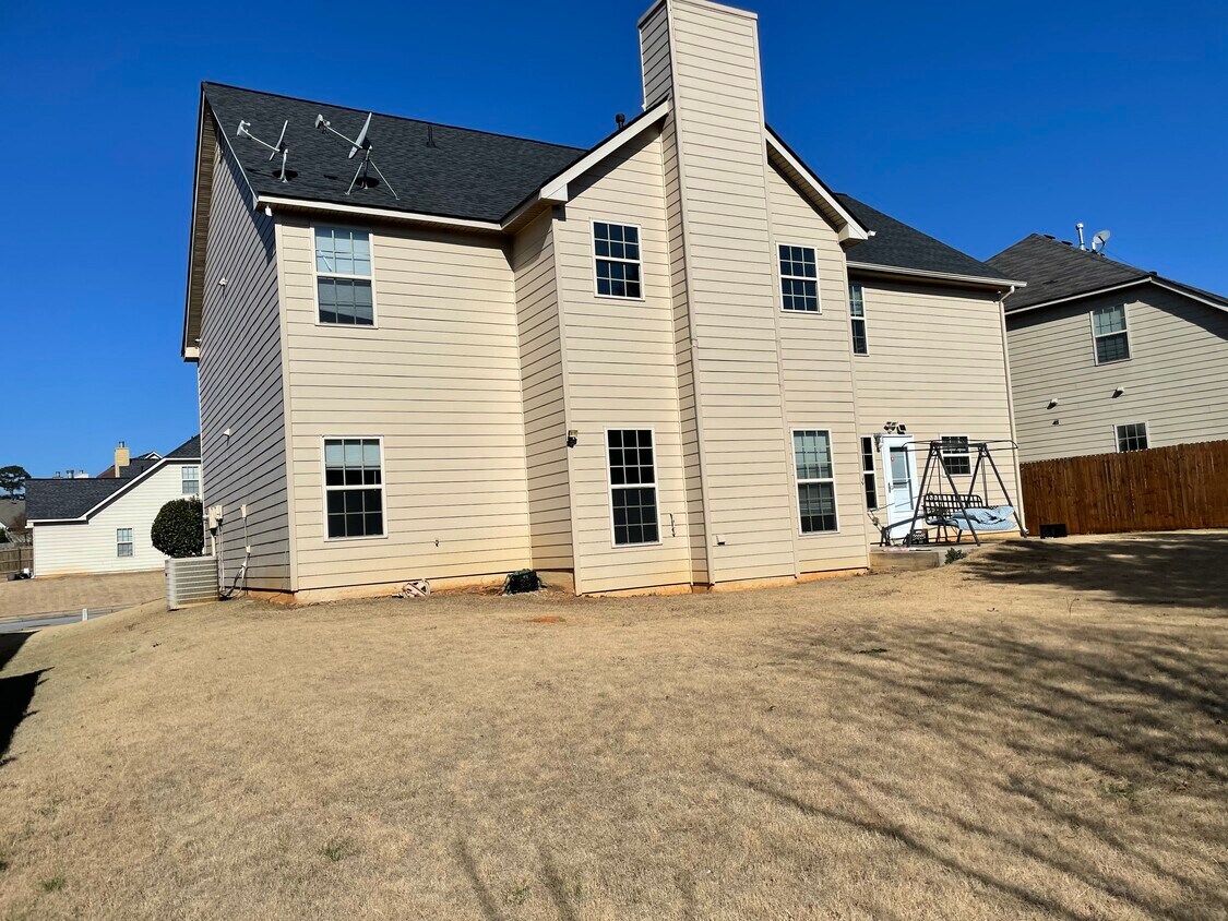 4115 Pearhaven Ln SW, Gainesville, GA 30504 House Rental in