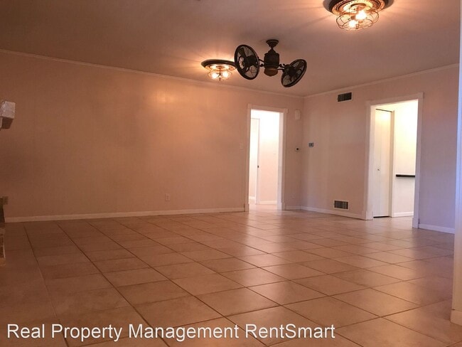 Building Photo - 3 br, 2 bath House - 2802 Winston Court