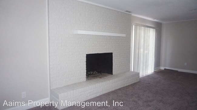 Building Photo - 7319 Hyannis Dr