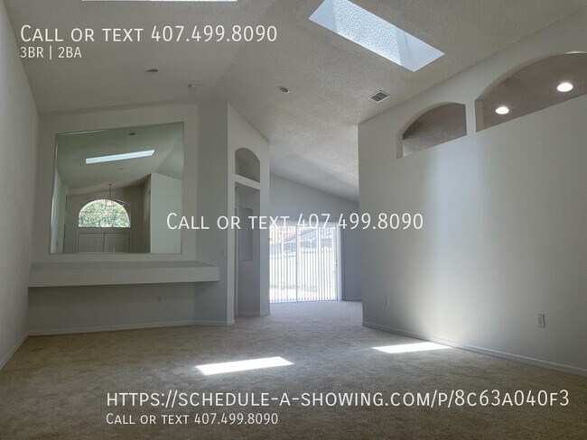 Building Photo - 4382 Creekside Blvd | $2350 | 3 beds, 2 fu...