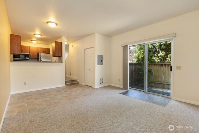 Foto del edificio - 1727 NW 61st St