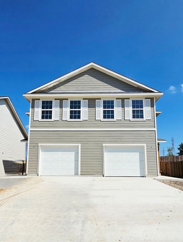 Building Photo - 10207 Tulipwood Run