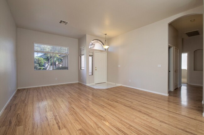 Foto del edificio - Summerlin 1 Story Home w/ Pool & Spa