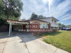 Building Photo - 1605 Manzanita Dr