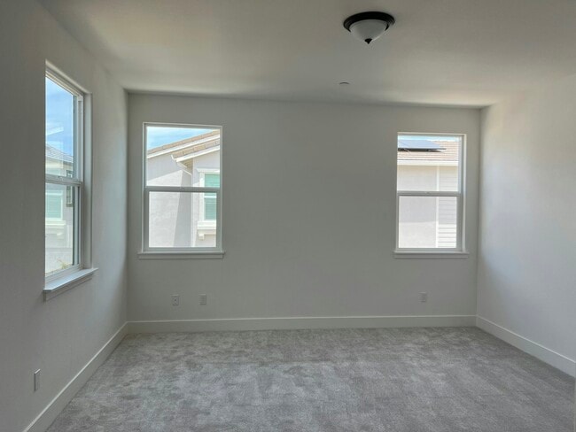 Building Photo - 3512 Jeffrey Pne Ln