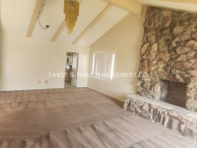 Building Photo - Wonderful 3 Bedroom Carson Pool  Home!