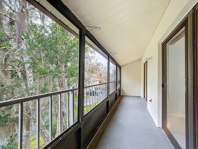 Foto del edificio - 706 NE 27th St