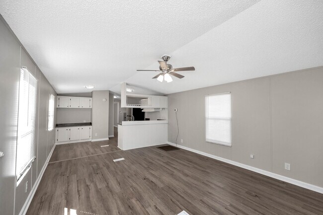 Foto del edificio - 415 W Limestone Rd