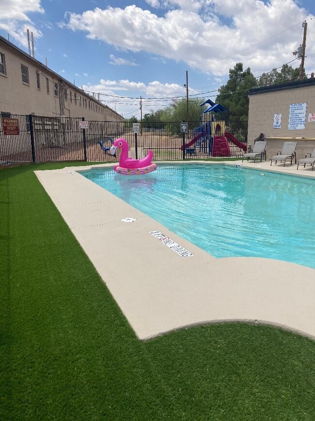 ¡Espectacular piscina - Tigua Village- All Utilities Included