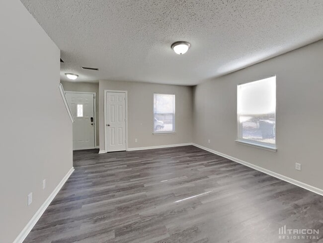 Foto del edificio - 2380 Amberleigh Dr