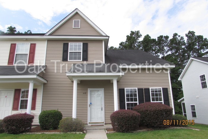 Primary Photo - Lakes of Summerville