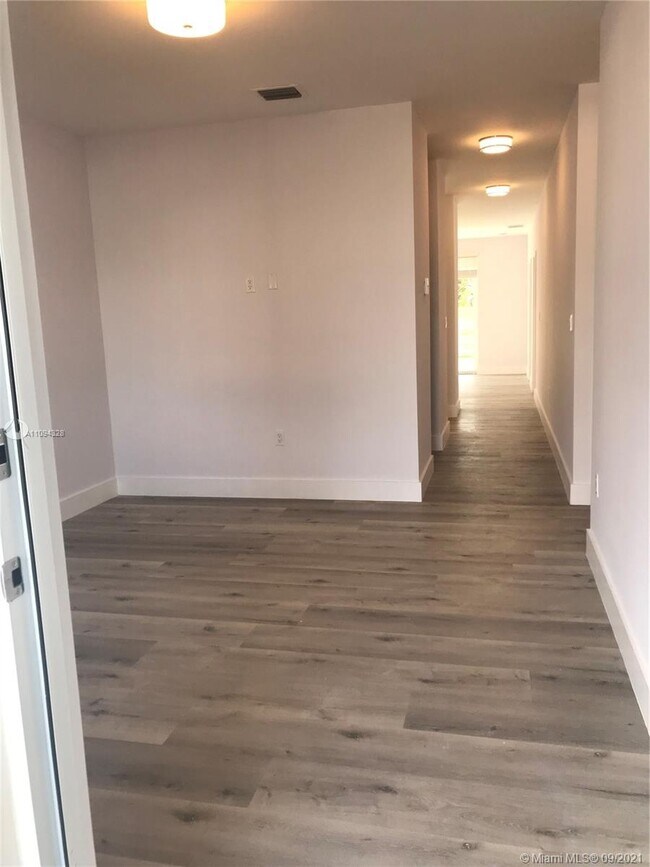 Foto del edificio - 808 E 32nd St