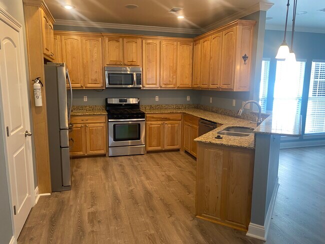 Building Photo - 30290 Deaux Run