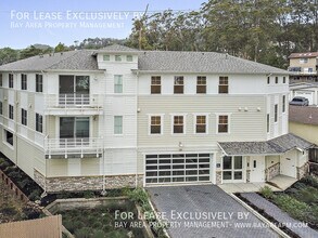 Building Photo - 195 Ave Cabrillo