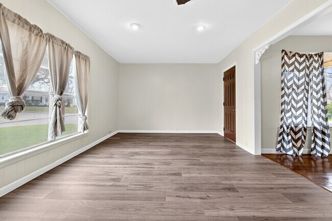 Foto del edificio - 1302 Redondo Dr