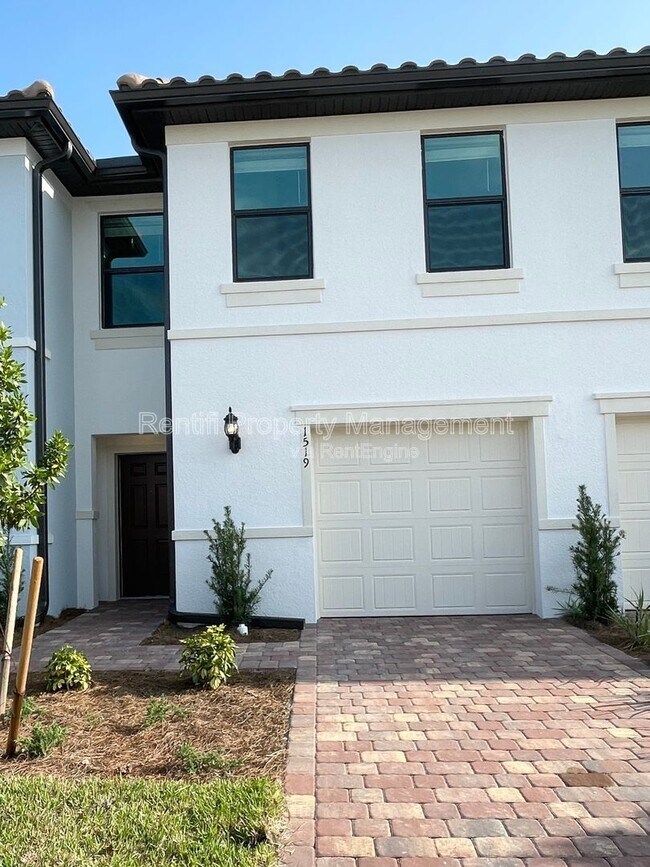 Foto del edificio - 1519 Lake Jessup Cir