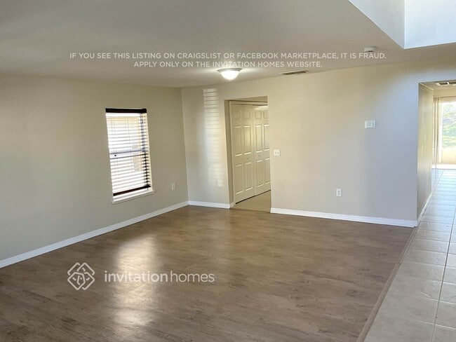 Building Photo - 1765 Sawgrass Dr SW