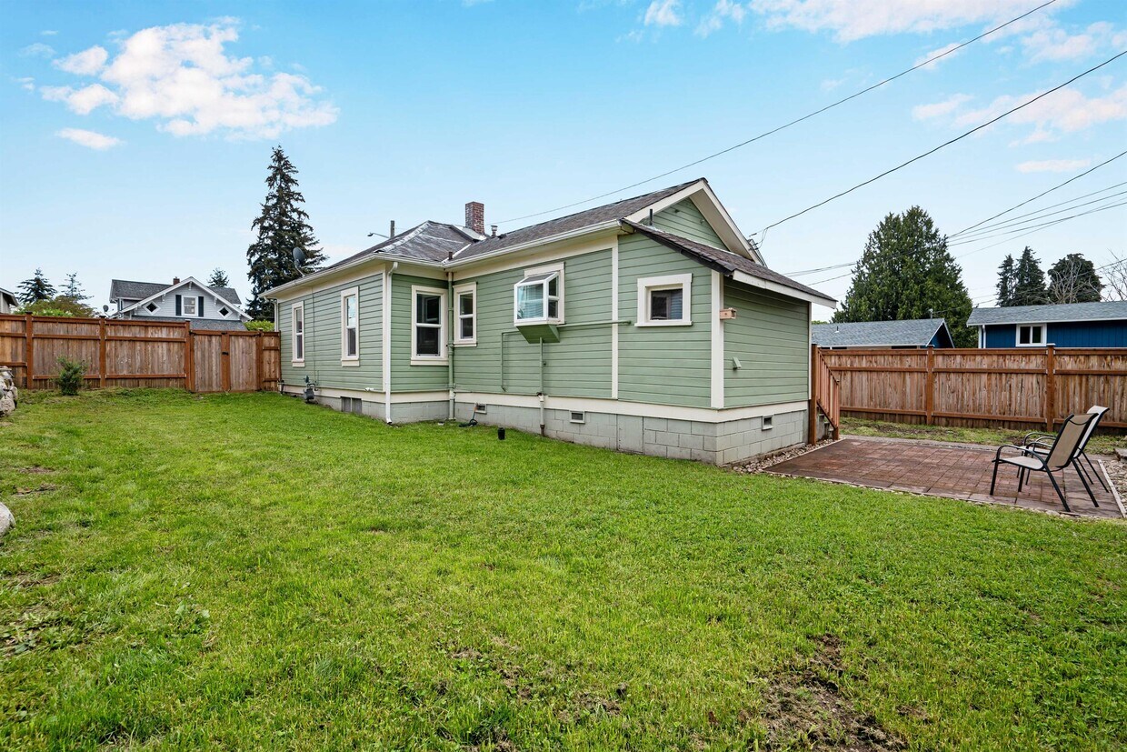 3822 E J St, WA 98404 House for Rent in WA