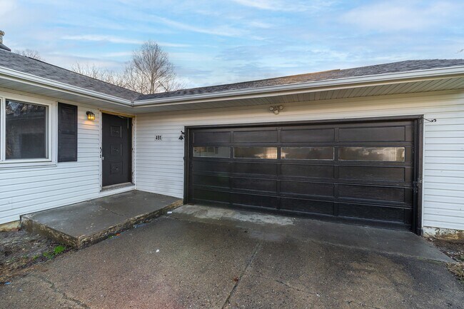 Foto del edificio - 491 Annadale Dr