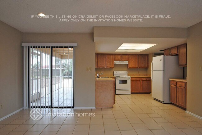 Building Photo - 1403 Live Oak Ct