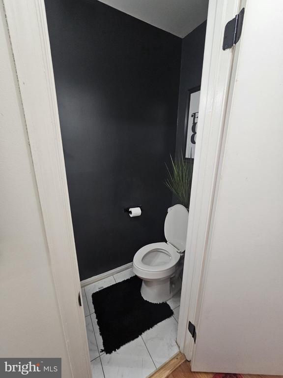 Building Photo - 511 Mt Lubentia W