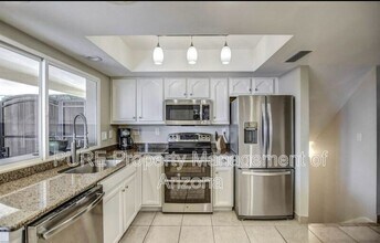 Building Photo - 4937 N Granite Reef Rd