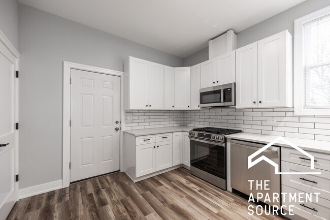 Foto del edificio - 2937 N Ashland Ave