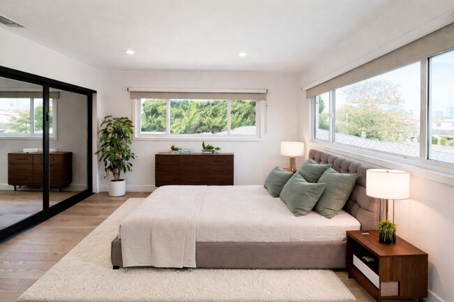 Foto del edificio - 1756 Franklin St